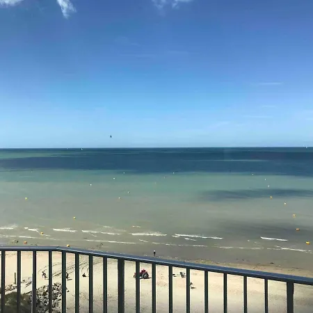 Apartment Face A La *